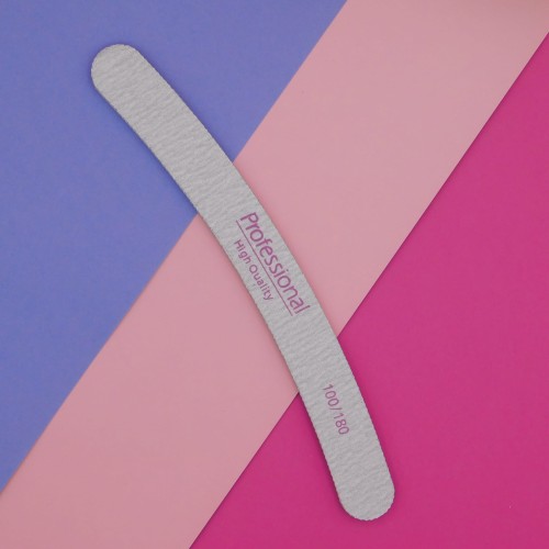 wygodny-pilnik-do-paznokci-manicure.jpg